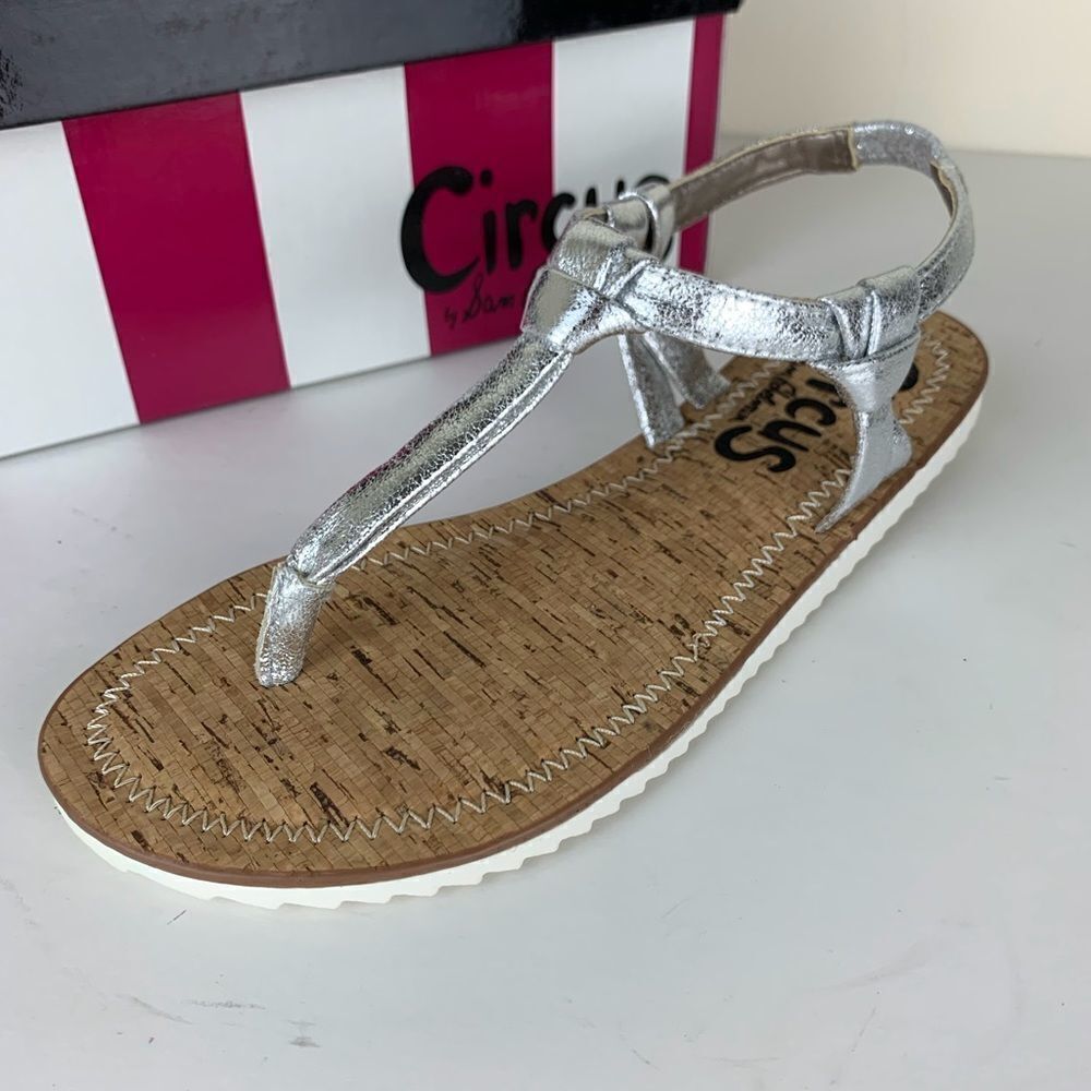 Circus by Sam Edelman Shaw Silver Sandal Thong Sz 5.5 New with Box